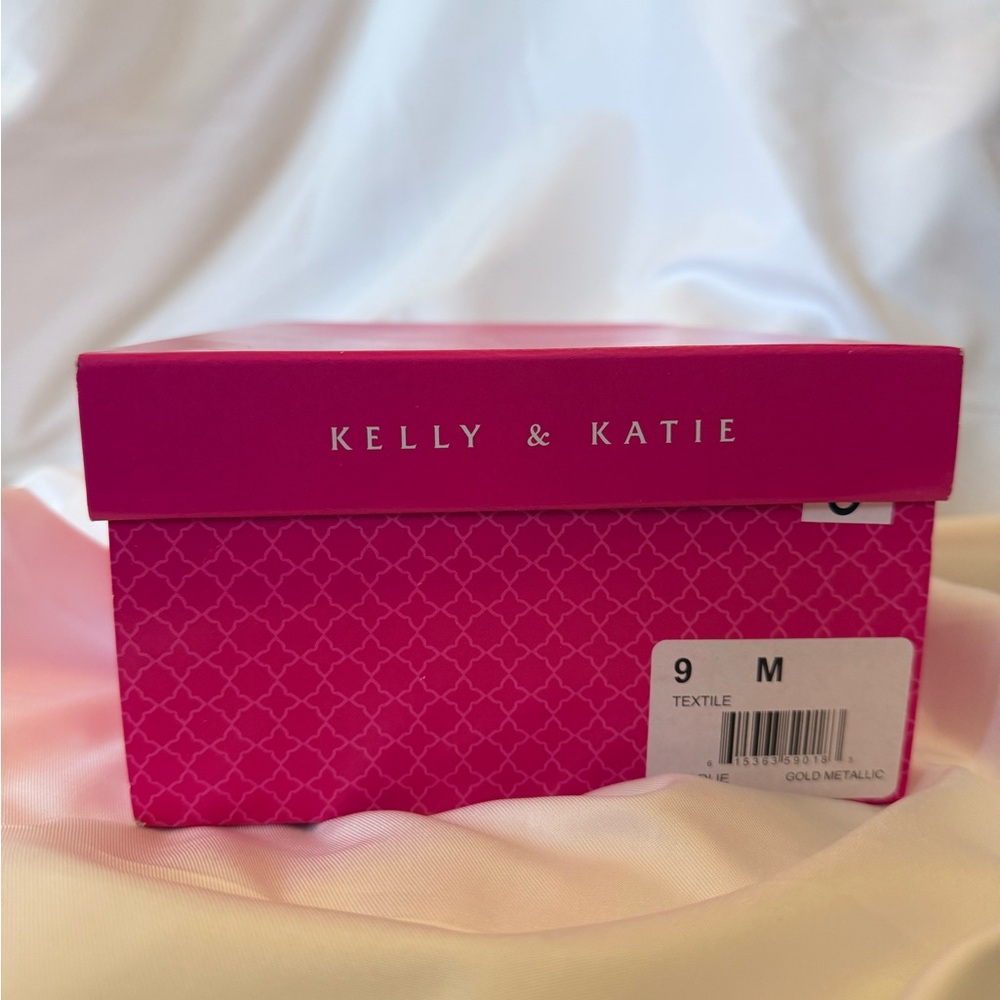 Kelly & Katie gold metallic boots 9M